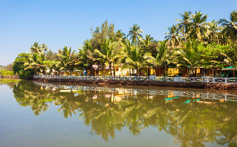 Goa Beach Resorts and Hotels near Mumbai